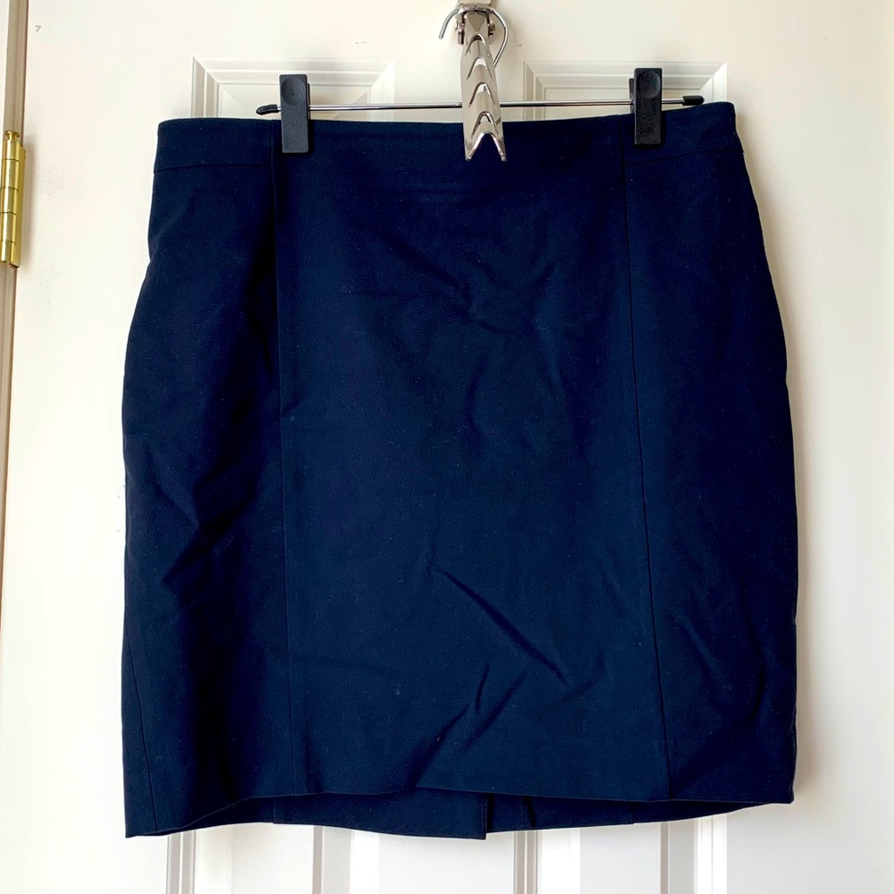 Ann Taylor navy pencil skirt 12p